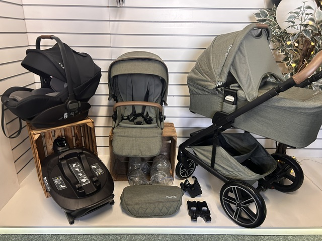 PRE LOVED nuna mixx next pine Travel System - Image 3