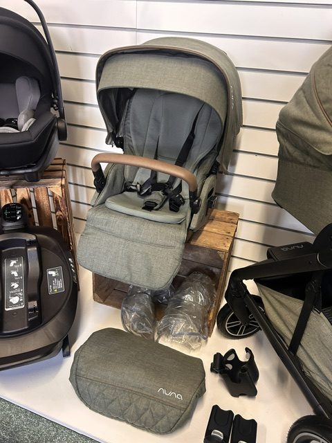PRE LOVED nuna mixx next pine Travel System - Image 2