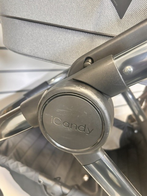 PRE LOVED iCandy Peach7 light grey bundle - Image 6